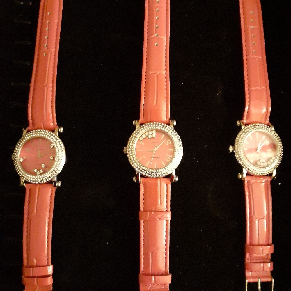 Watch - Picture 2 of 2